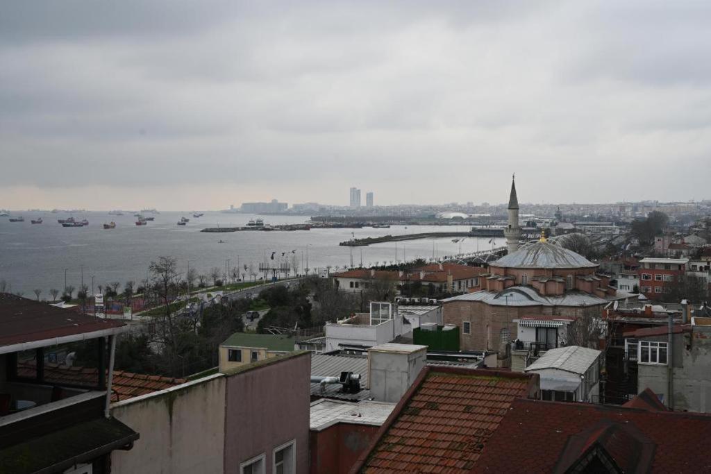 Albatros * Istanbul